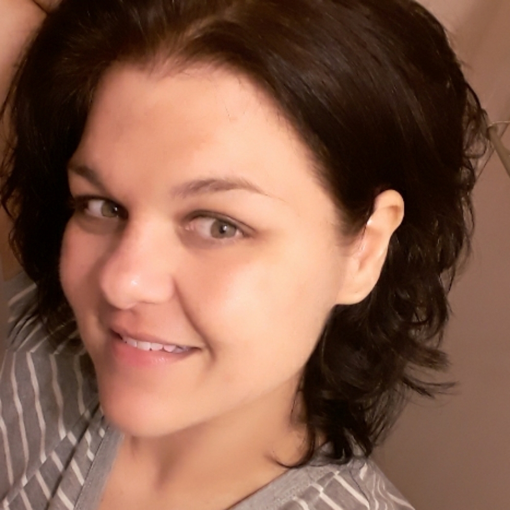 Meet your Posher, Liz